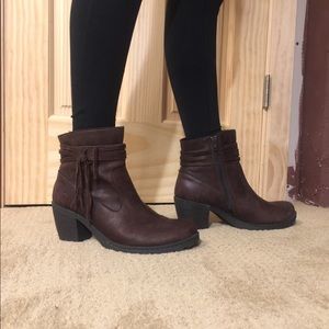 Brown heel boots
